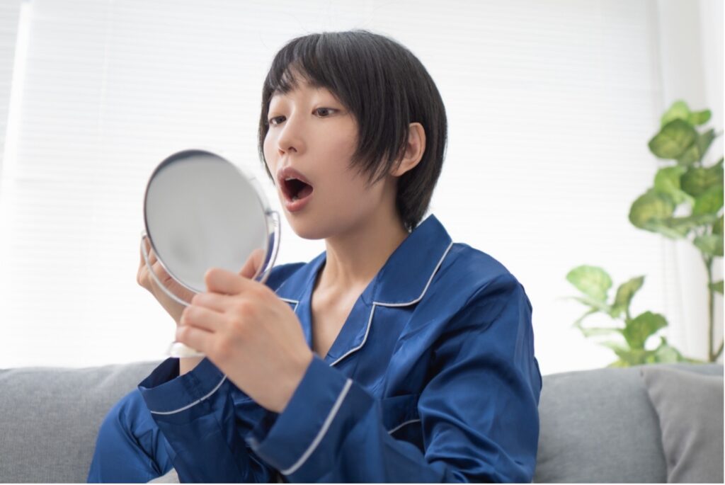 銀歯を白くしたい人へ！保険でできる範囲と選択肢