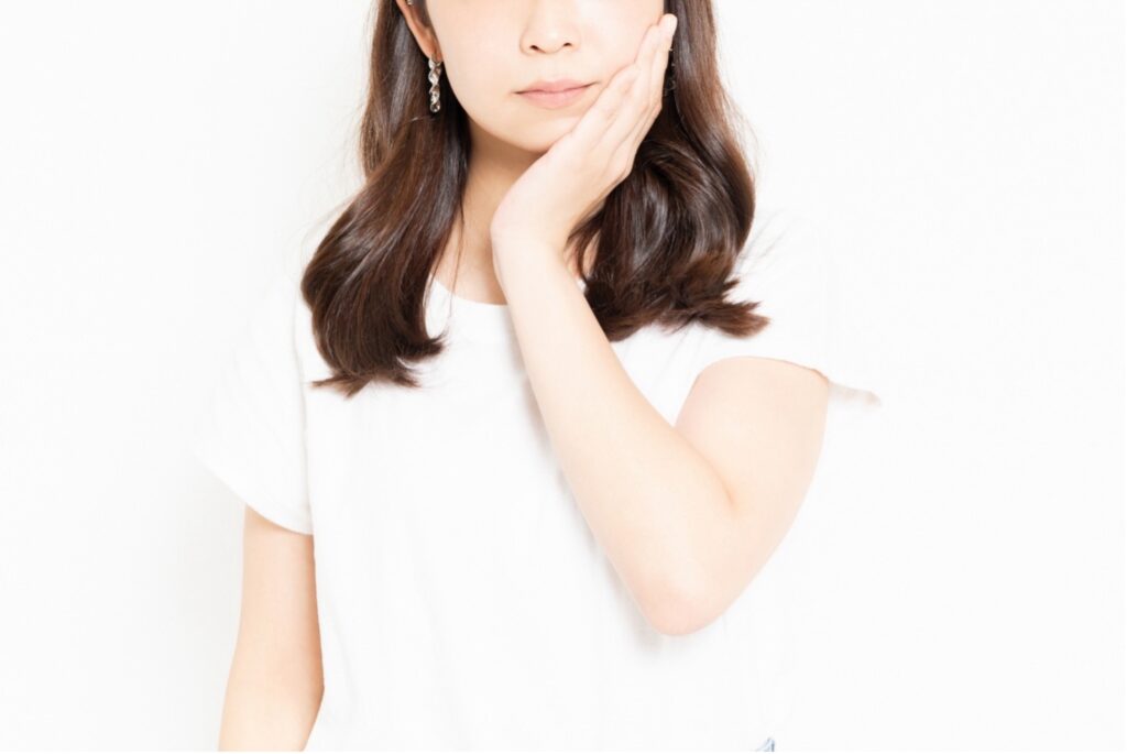 歯がもろくなると感じたときに考えられる原因