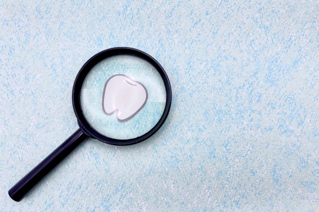 自分で気づきにくい歯周病の隠れたサイン